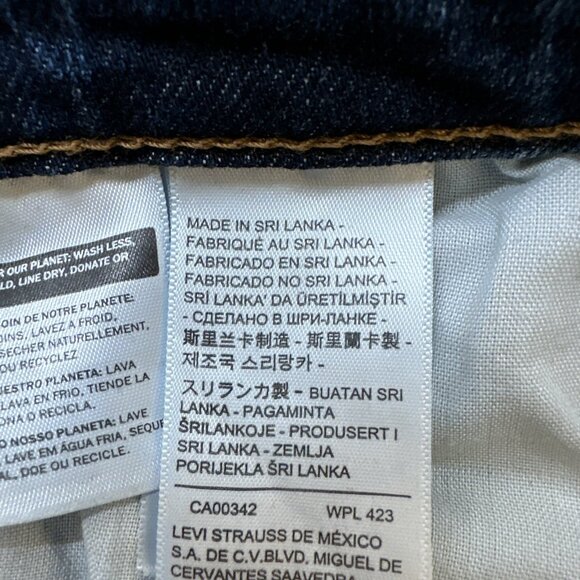 Levis Jeans Womens 32 Blue Wedgie Straight Button Fly High Rise Medium Wash - Picture 9 of 14